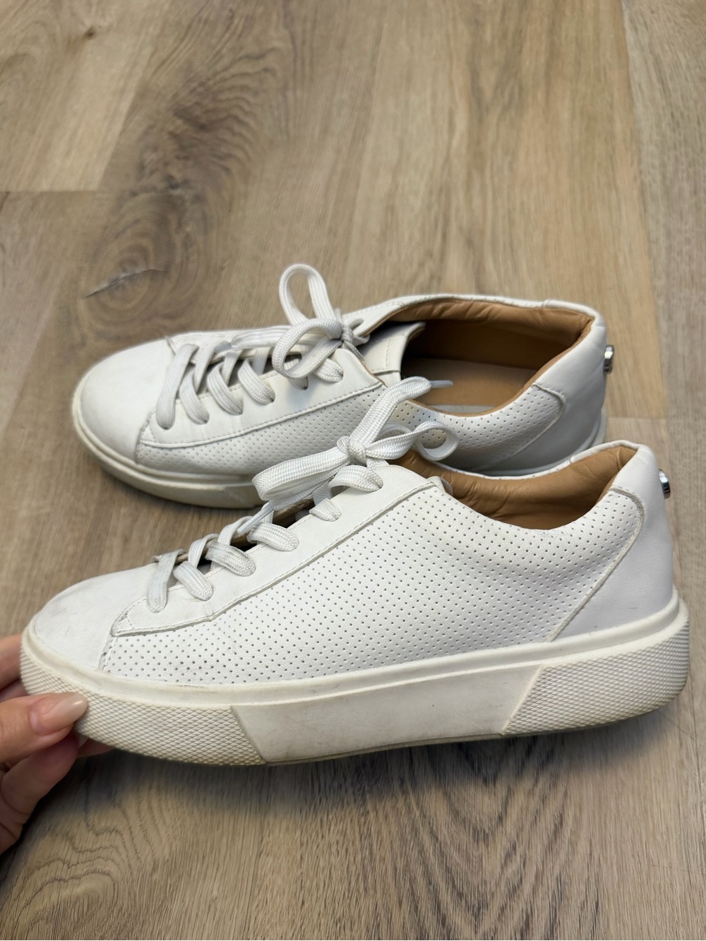 Steve Madden Stash Classic White Leather Sneakers